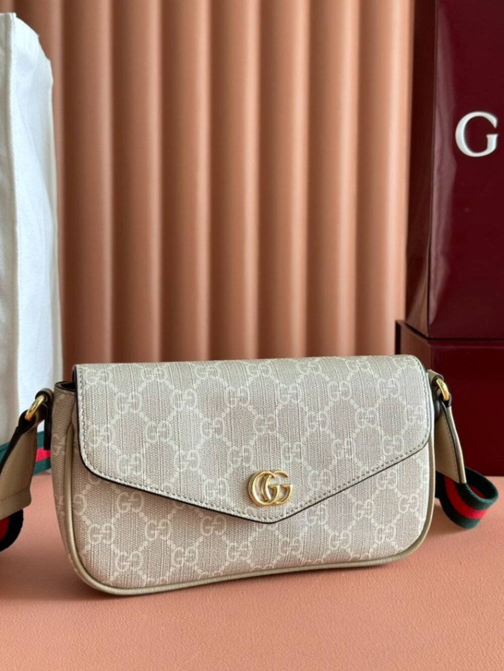 Gucci Ophidia Pochette White GG Canvas Crossbody-Beige